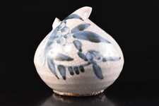 F7399: XF Korean Li Dynasty Blue&White Flower WATER POT Suiteki Calligraphy tool