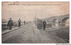 CAR-AFXP2-0064-77 - Trilport - Le pont sur bateaux etabli en attendant la refe