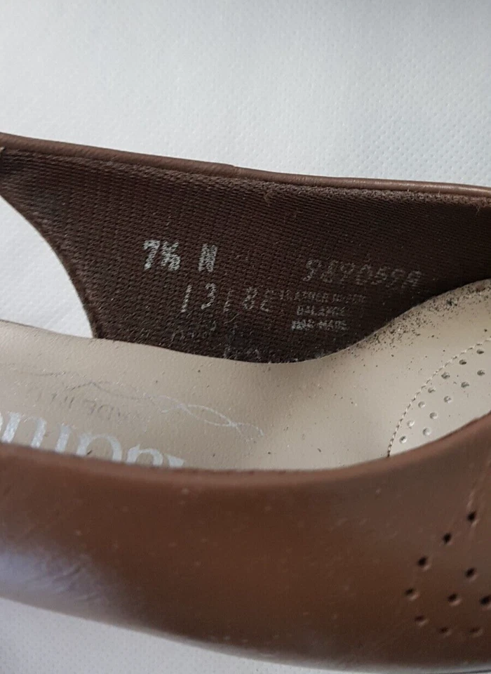 Zapatos de tacón de cuero para mujer AUDITIONS 9690598 talla 7 1/2 N marrón EE. UU. Foto 4 de 4