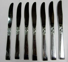 7 NORTHLAND Oneida Wm A Rogers Stainless DINNER KNIVES   VGC    Free Ship
