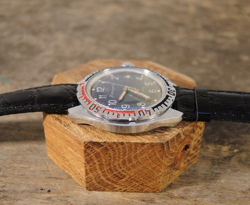 Soviet Men's Watch Vostok Commander - USSR Military Men's Wrist Watch Wostok - Picture 6 of 9