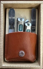 MR GREEN 4 pcs Manicure Set Nail Clippers File Tweezers Leather Case MR-6105