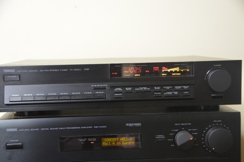 YAMAHA TX-1000U NATURAL SOUND AM/FM STEREO TUNER, EXC COND, BEST TUNER EVER?