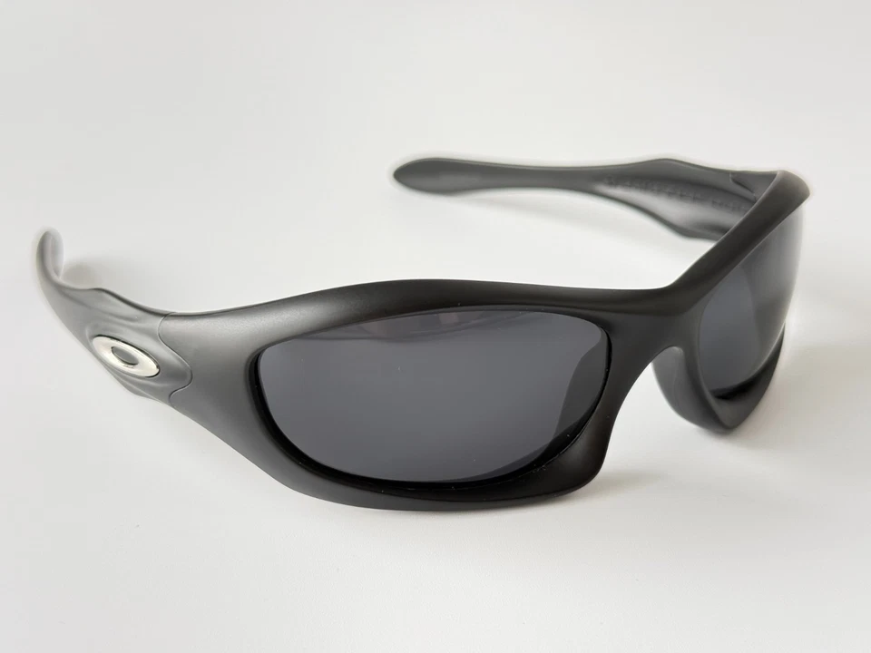 Gafas de sol Oakley 00s Monster Dog vintage lentes negras/marcos mate Foto 2 de 4