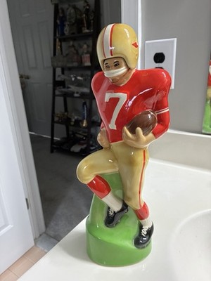 Treasure Rums Ltd. 1972 Football Player Ceramic Collectible Decanter 4/5 Quart