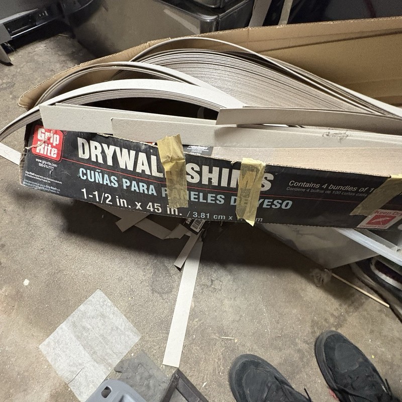 Drywall shims