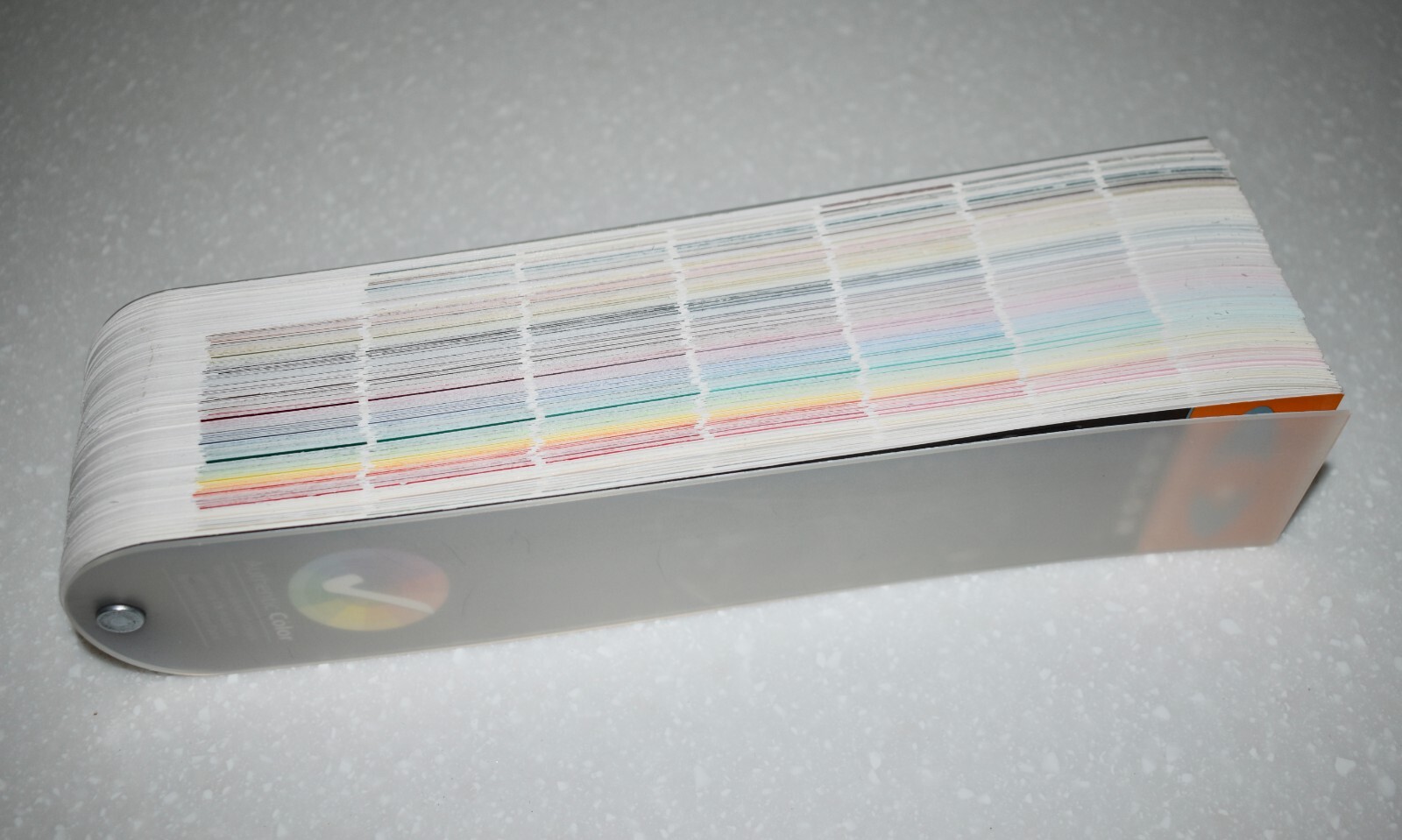 Benjamin Moore Interior Exterior Paint Fan Deck 1600+ Color Preview