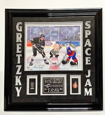 Wayne Gretzky Signed Space Jam 16x20 Framed UDA 722/750 Photo UD A12821