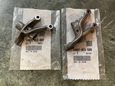 Genuine OEM Honda Rocker Arm Set TRX250X TRX300EX TRX300X 14431-HC0 14441-HC0
