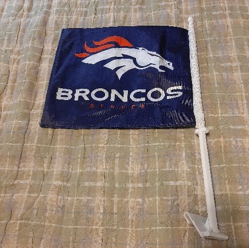 NFL DENVER BRONCOS Ventana Bandera Coche DE COLECCIÓN - Imagen 3 de 9