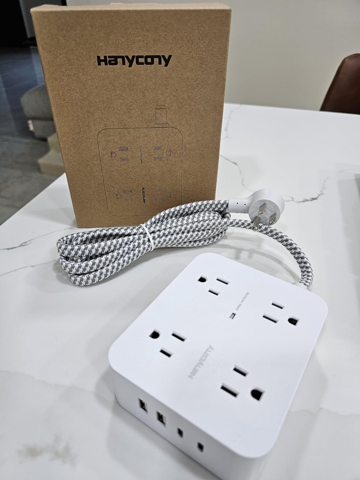 Surge Protector Power Strip - 8 Outlets with 4 USB (2 USB C) Charging Ports 5FT-image