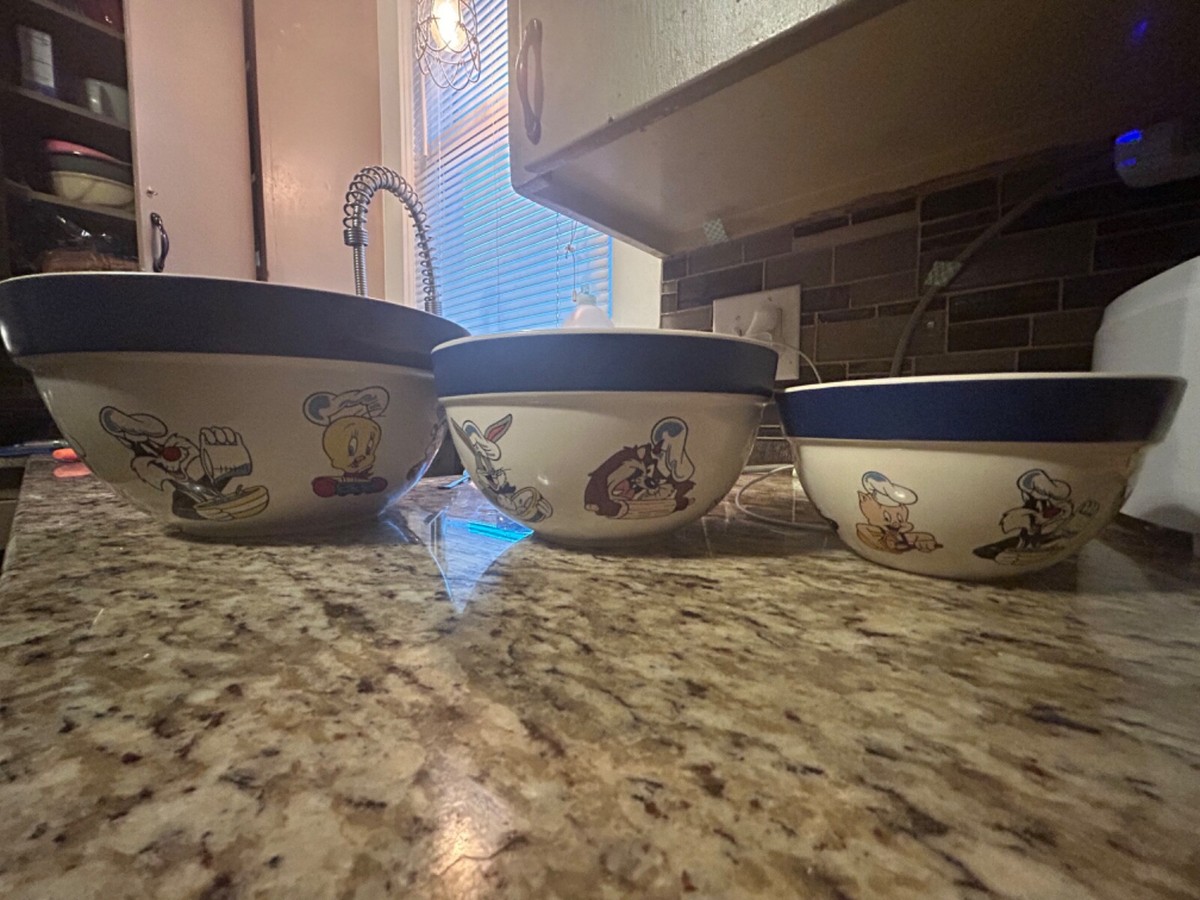 Warner Brothers Looney Tunes Mixing Nesting Bowl Set Ceramic