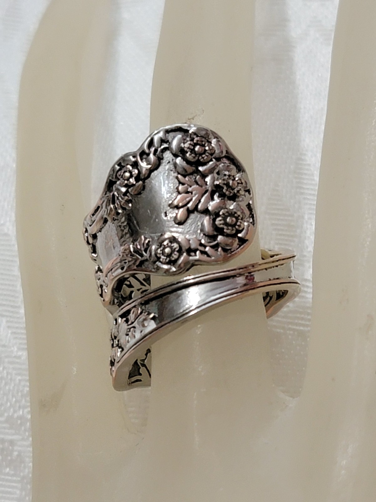 SOLID 925 SILVER WRAP DESIGN MARRY ME  RING FLORA… - image 3