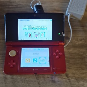 Nintendo 3DS Red Handheld Console Wi-Fi Headphone Jack CTR-001 with Charger