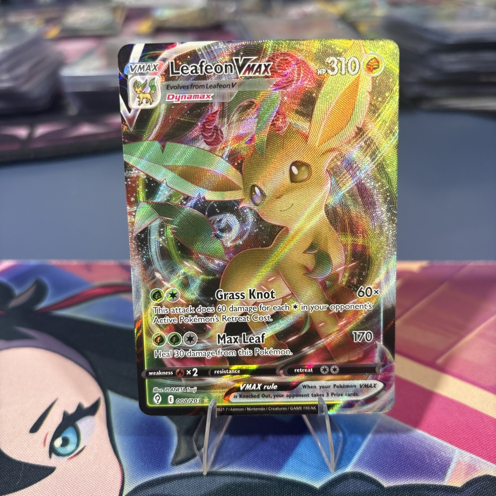 Pokémon TCG Leafeon VMAX Holo Ultra Rare Card Evolving Skies 008/203 NM