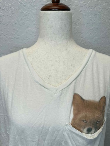Camiseta Wild Fox Couture Bolsillo Zorro Cuello en V Talla L - Imagen 3 de 8