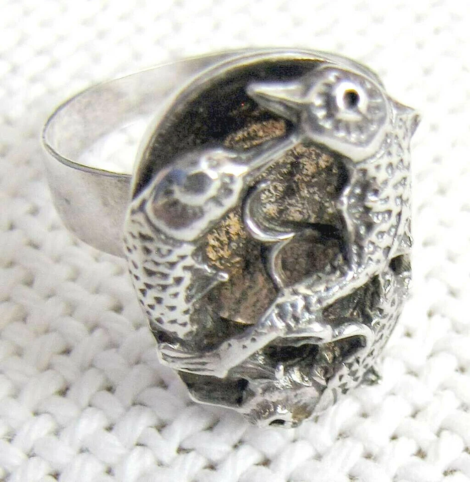 中国旧银纯银幻想鱼带卷金底戒指尺寸:7-7.5  — 第 3/4 张图片