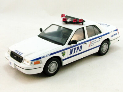 ford crown victoria diecast