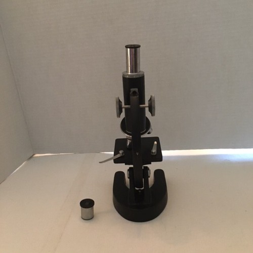 VINTAGE COC Microscope in Wooden Box Made in Japan - Picture 5 of 11