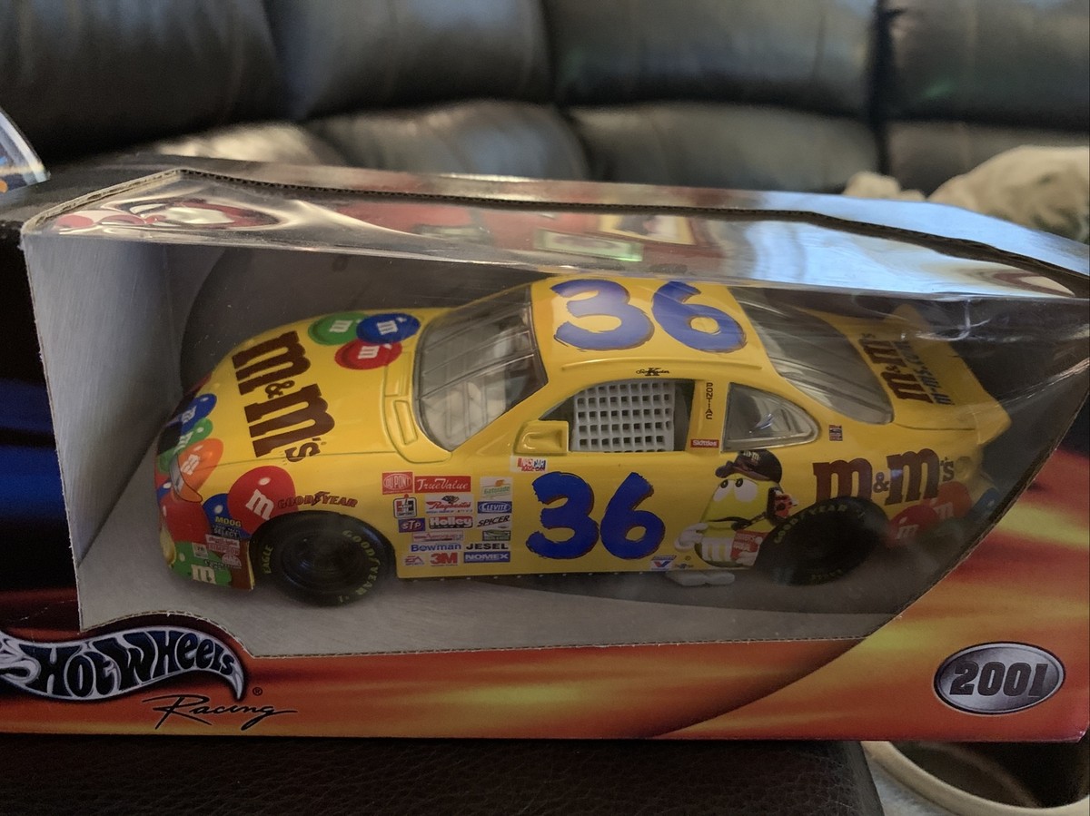 2001 Hot Wheels #36 M&M NASCAR 1:24 | eBay