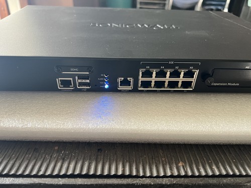 Sonicwall NSA2600 Ethernet Network Security Appliance. - Photo 8/8