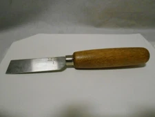 R Murphy 1SQPT Square Point Shoe Knife 1" w/Hardwood Handle (QTY) - NEW IN BOX