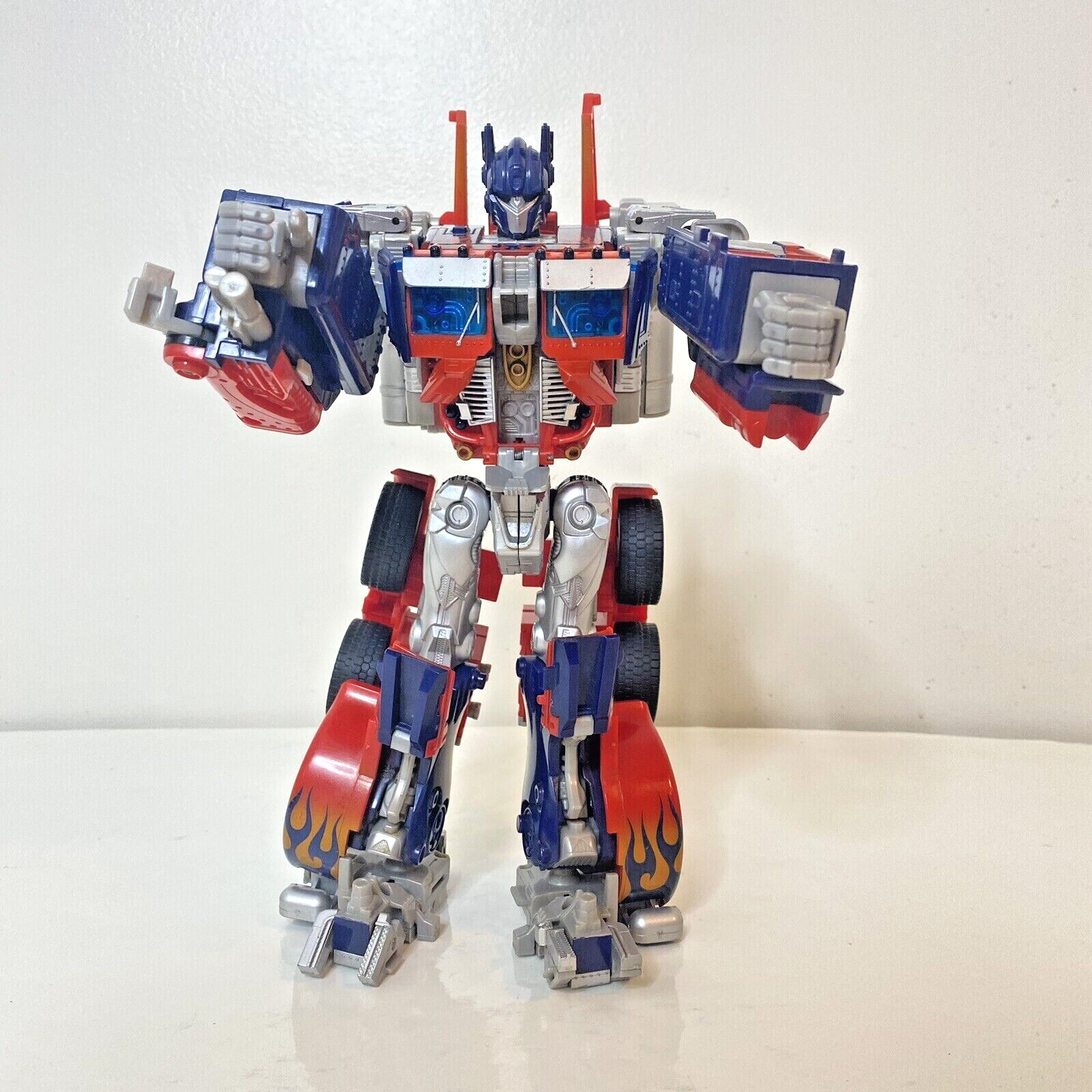 Hasbro Transformers Optimus Prime Leader Class 2006 11” Figure WORKS Incomplete