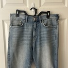 H&M Men’s 31 Denim light wash relaxed tapered jeans. — photo 5