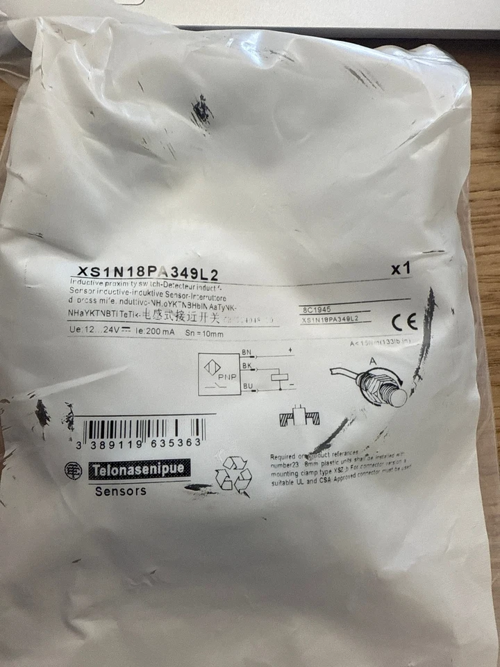 Schneider Electric XS1N18PA349L2 - US Shipment - 2-3 Day Express - Image 2 of 2