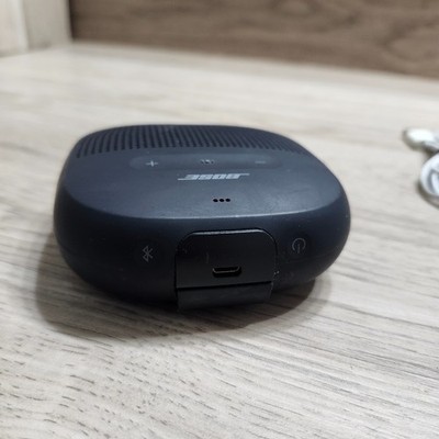 Bose Soundlink Micro Portable Bluetooth Speaker 423816 w/ USB