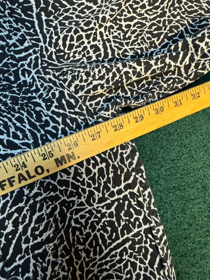 RARA Camisa Nike Jordan Estampado Elefante Militar Botón Frontal Para Hombres 4XL De Gran Tamaño Foto 4 de 4