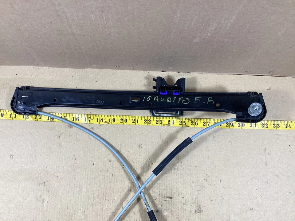 Regulador de ventana delantero derecho AUDI A3 S3 2015-2020 8V4837462 OEM. Foto 2 de 4