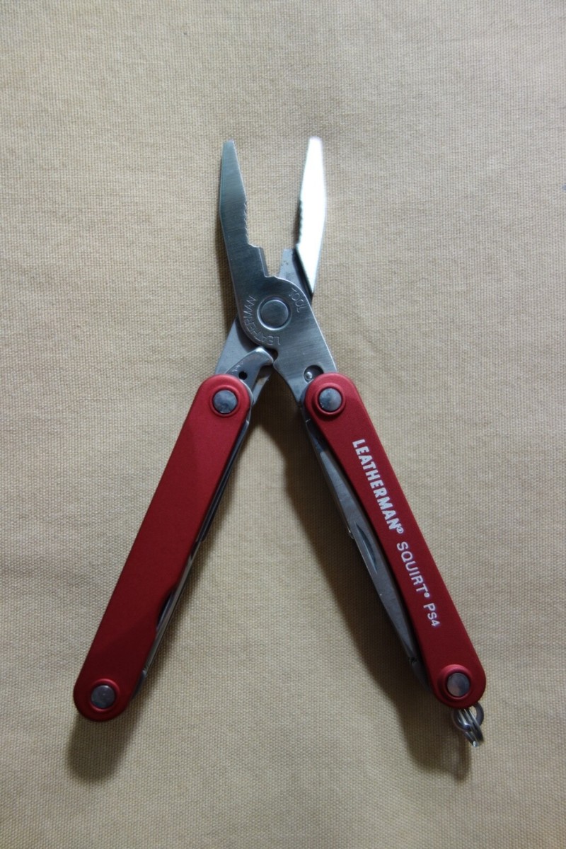 Supreme Leatherman Squirt Ps4 Multi Tool Red Ss21 for sale online