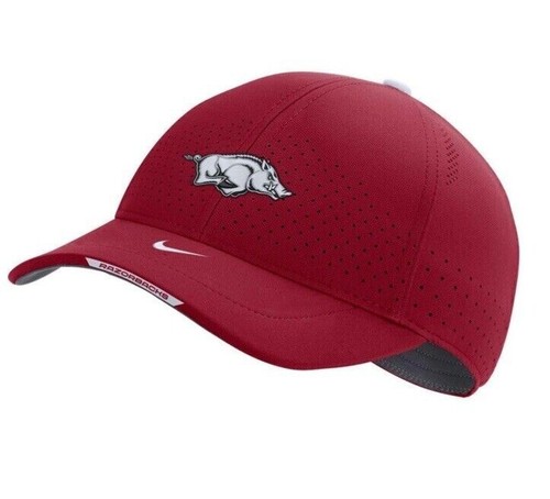 Nike Arkansas Razorbacks Men's Red 2022 Sideline Swoosh Flex Hat - Picture 4 of 12