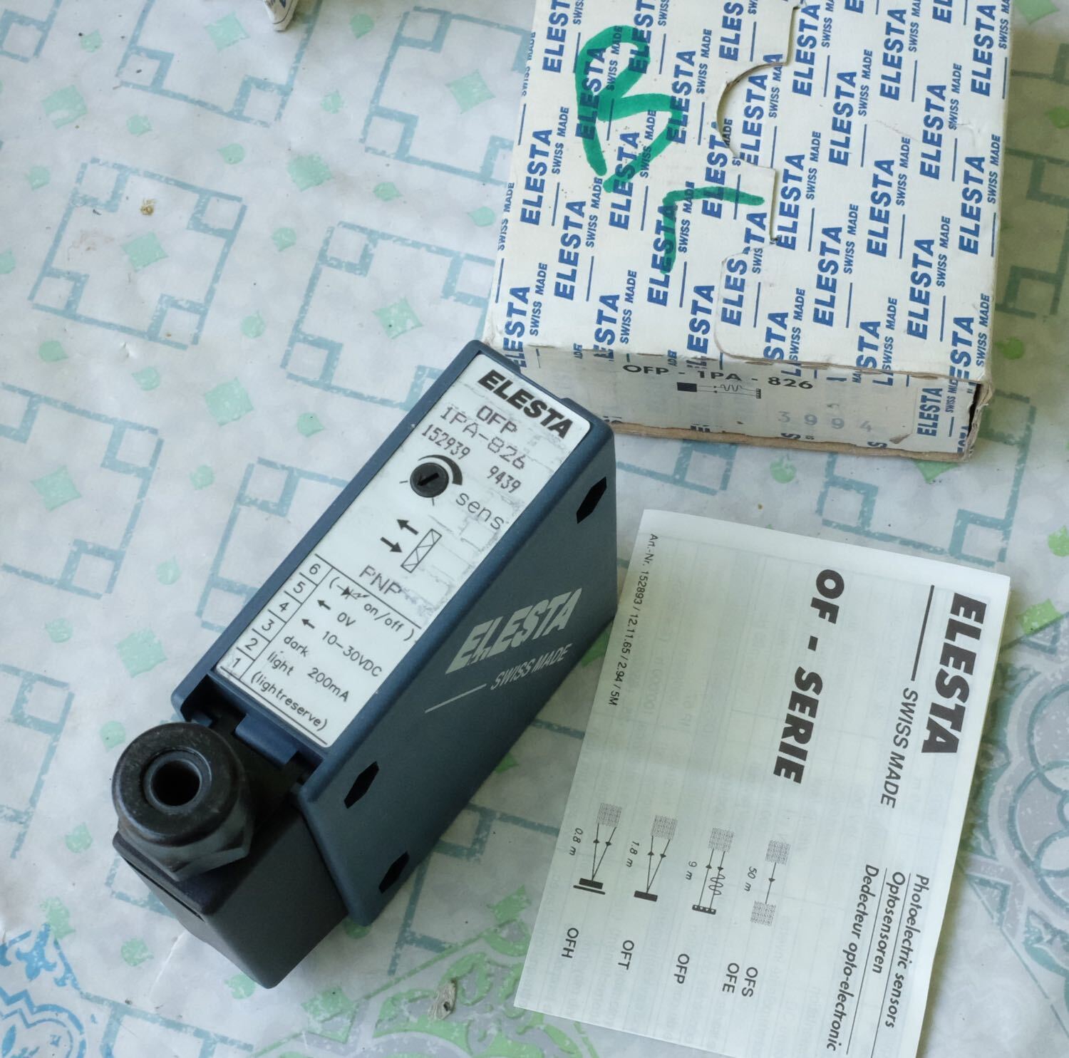 Elesta OFP-1PA-826 détecteur opto-électronique 152939 PNP pour automatisme industriel