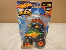 Hot Wheels Monster Trucks MOTOSAURUS, Includes Hot Wheels Car