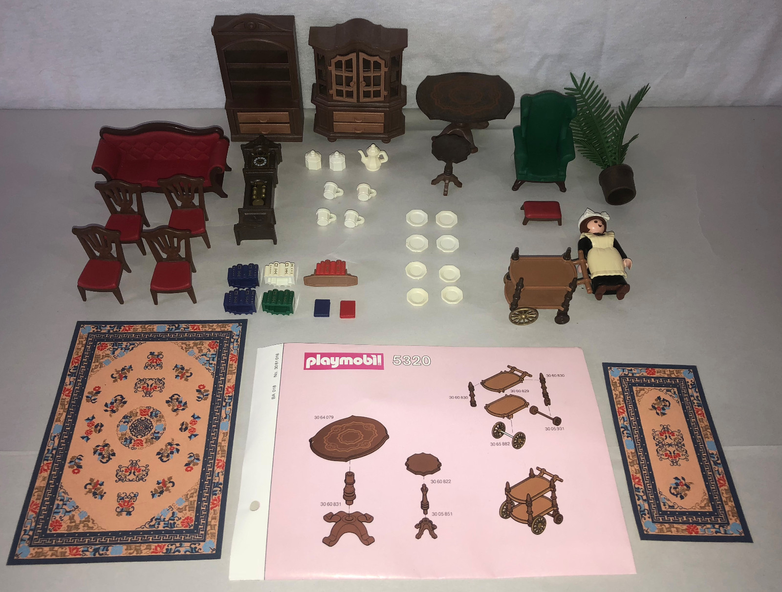 PLAYMOBIL 5320 DINING ROOM Set For VICTORIAN MANSION HOUSE 5300 100% COMPLETE PLAYMOBIL 5320 DINING ROOM Set For VICTORIAN MANSION HOUSE 5300 100% COMPLETE