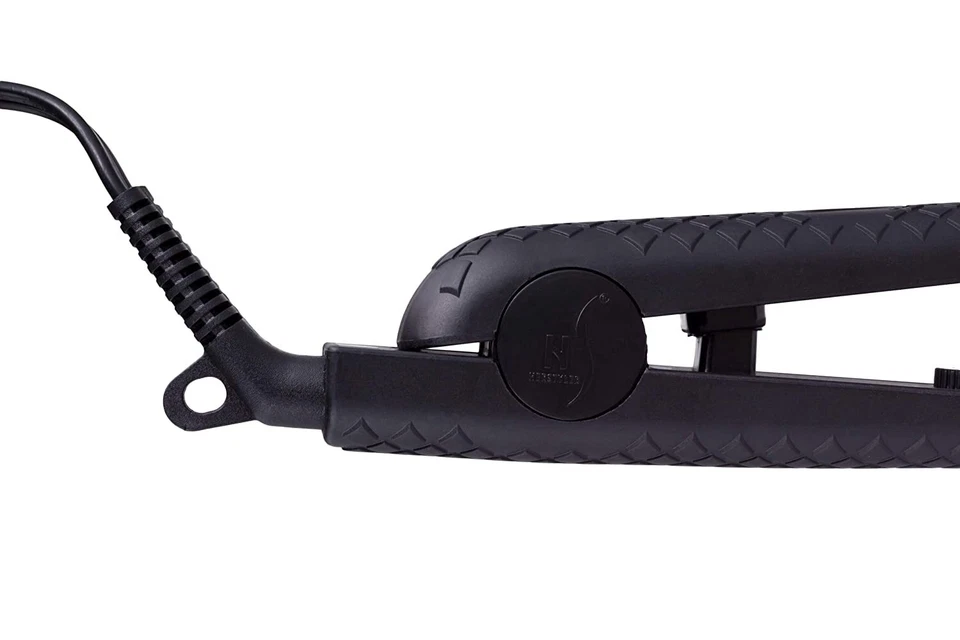 Herstyler Forever Ceramic Travel Friendly Dual Voltage Flat Iron 1.25 inch ⭐⭐⭐⭐⭐ - Image 4 of 4