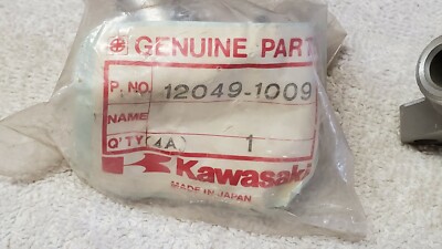 LOT OF 2 NOS Kawasaki 1980-1998 KZ1000 Cam Chain Tensioner 12049