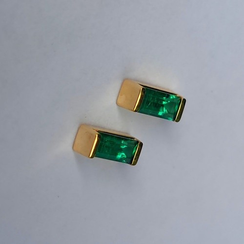 Natural Emerald Baguette Earring and Necklace Set, solid 14k yellow gold - Picture 4 of 5