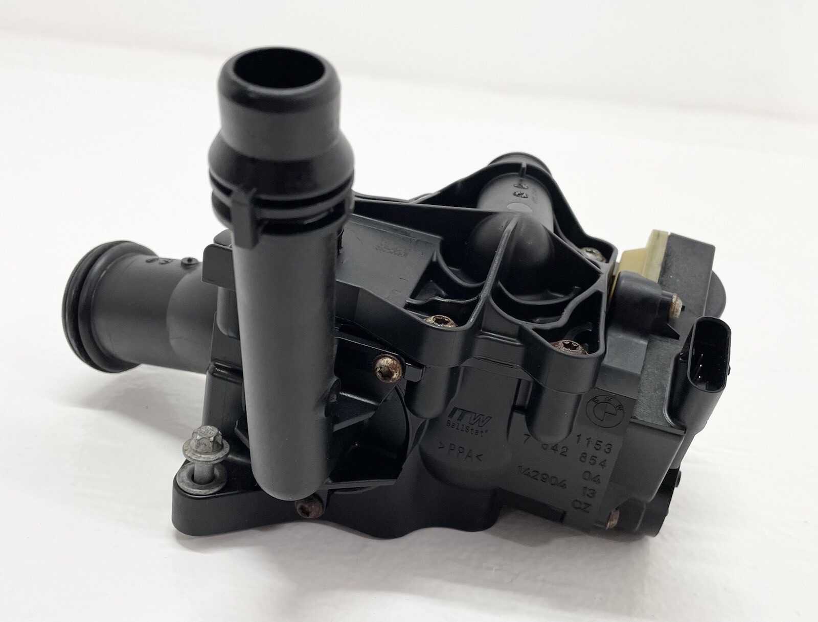 1621 OEM BMW F30 LCI 340iX B58 Thermostat Heat Management Module