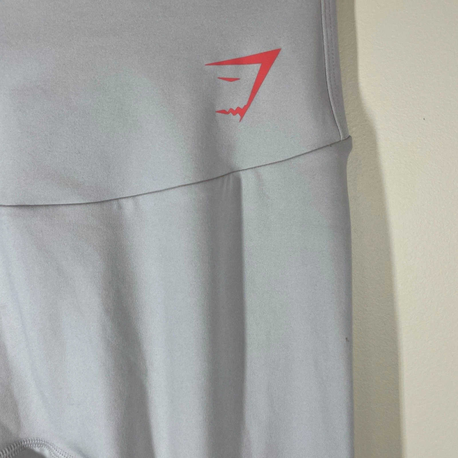 gymshark light workout athleisure stretchy logo leggings