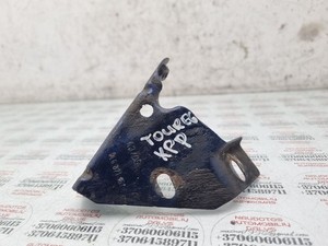 Volkswagen Touareg I 2006 Vorne links Halterung Kotflügel 7L6821151C RKD30837