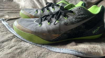 Nike Kobe 9 EM Premium Gorge Green Low Top Basketball Shoes 652908-303