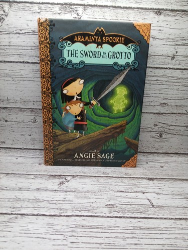 Lot of 5 HC Books - Araminta Spookie Spook - Series by Angie Sage 1-5 Halloween - Picture 18 of 21