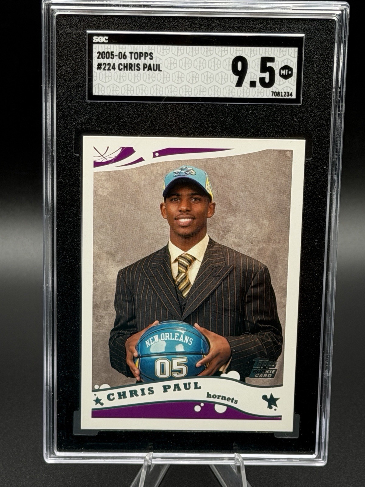 2005-06 Topps CHRIS PAUL #224 SGC 9.5 RC