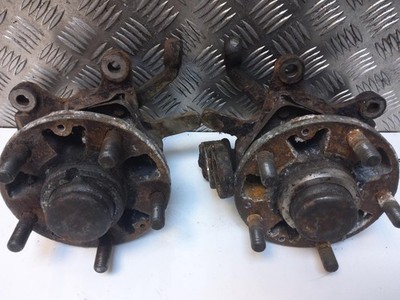 1985 Porsche 928 S2 Steering Knuckle Assembly X2 With Wheel Bearing Complete.