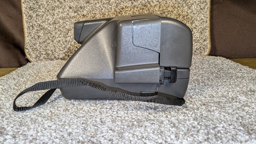 Polaroid OneStep Closeup 600 Plus W/ Carrying Case - Picture 5 of 24