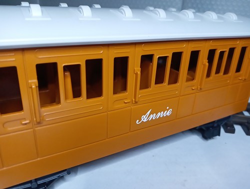 Lionel G Scale Thomas the Tank - "ANNIE" - Passenger Car. MI 48051MyRef.(W3) - Picture 11 of 19