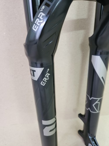 EXT Extreme Racing Shox ERA V2 MTB Fork 160mm 15x110 Boost Offset 44mm - Picture 3 of 16